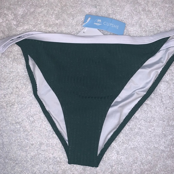 Cupshe Swim Cupshe Green And White Trim Bikini Xl Nwt Poshmark